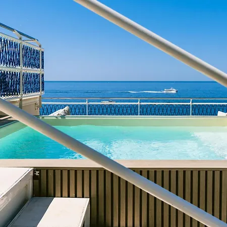 Modern By The Sea In Casa vacanze